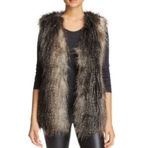 Via Spiga elegant faux racoon fur vest